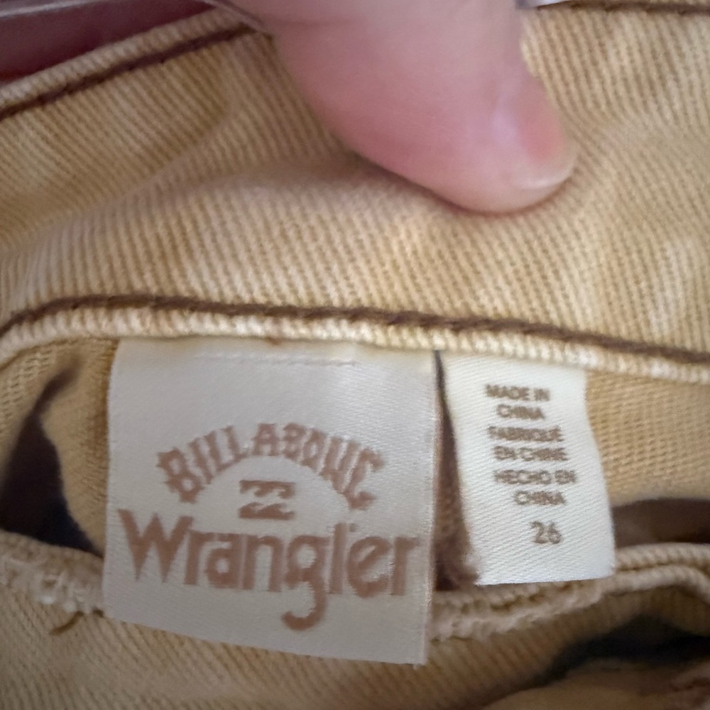 Wrangler High Waist Yellow Shorts - Picture 3 of 3